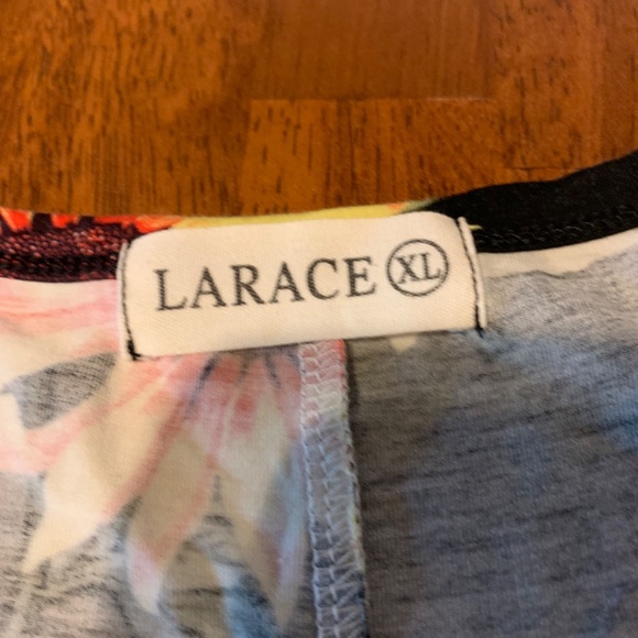 Larace Sunflower Tunic Top Size XL - Picture 2 of 2